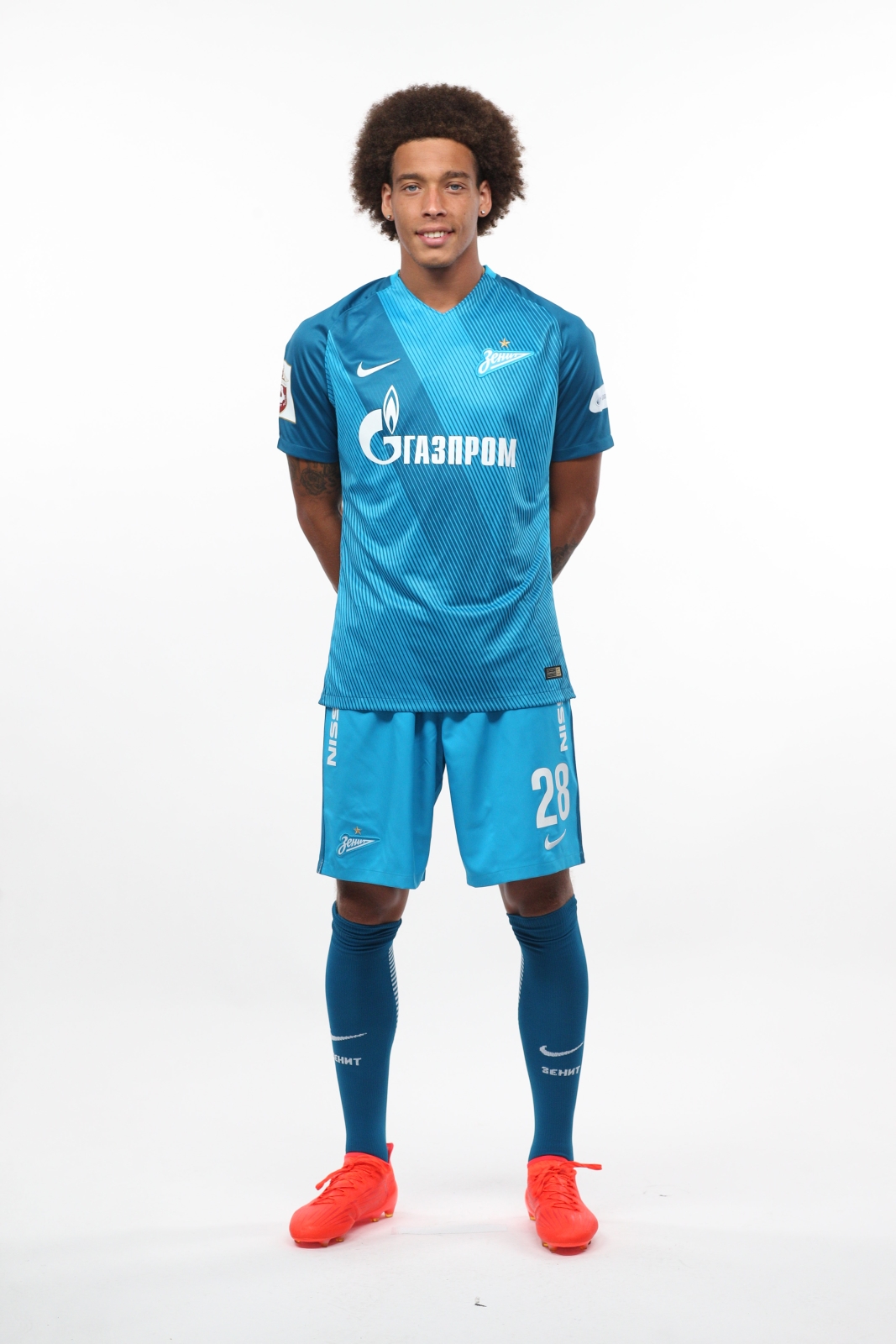 Фотосессия футболистов и тренеров основного состава ФК «Зенит» сезона 2016/2017