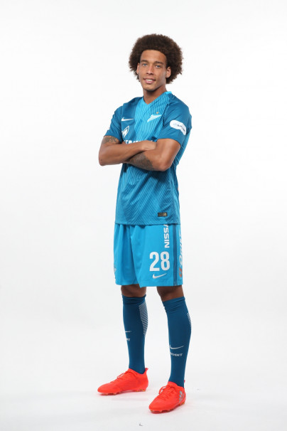 Фотосессия футболистов и тренеров основного состава ФК «Зенит» сезона 2016/2017