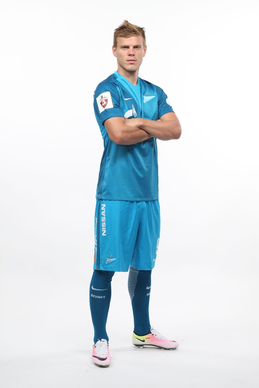 Фотосессия футболистов и тренеров основного состава ФК «Зенит» сезона 2016/2017