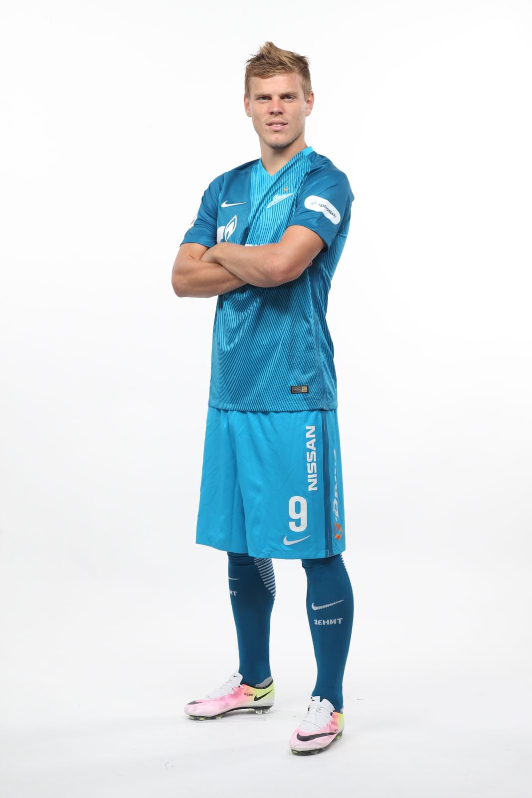 Фотосессия футболистов и тренеров основного состава ФК «Зенит» сезона 2016/2017