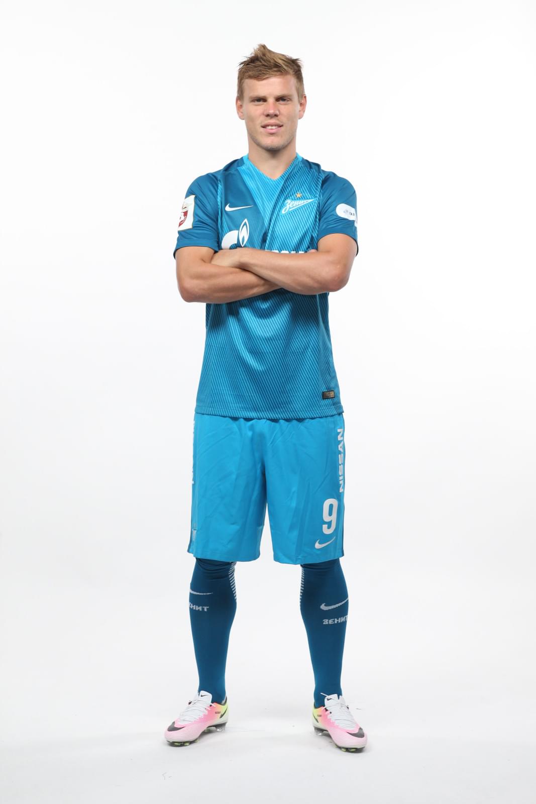 Фотосессия футболистов и тренеров основного состава ФК «Зенит» сезона 2016/2017