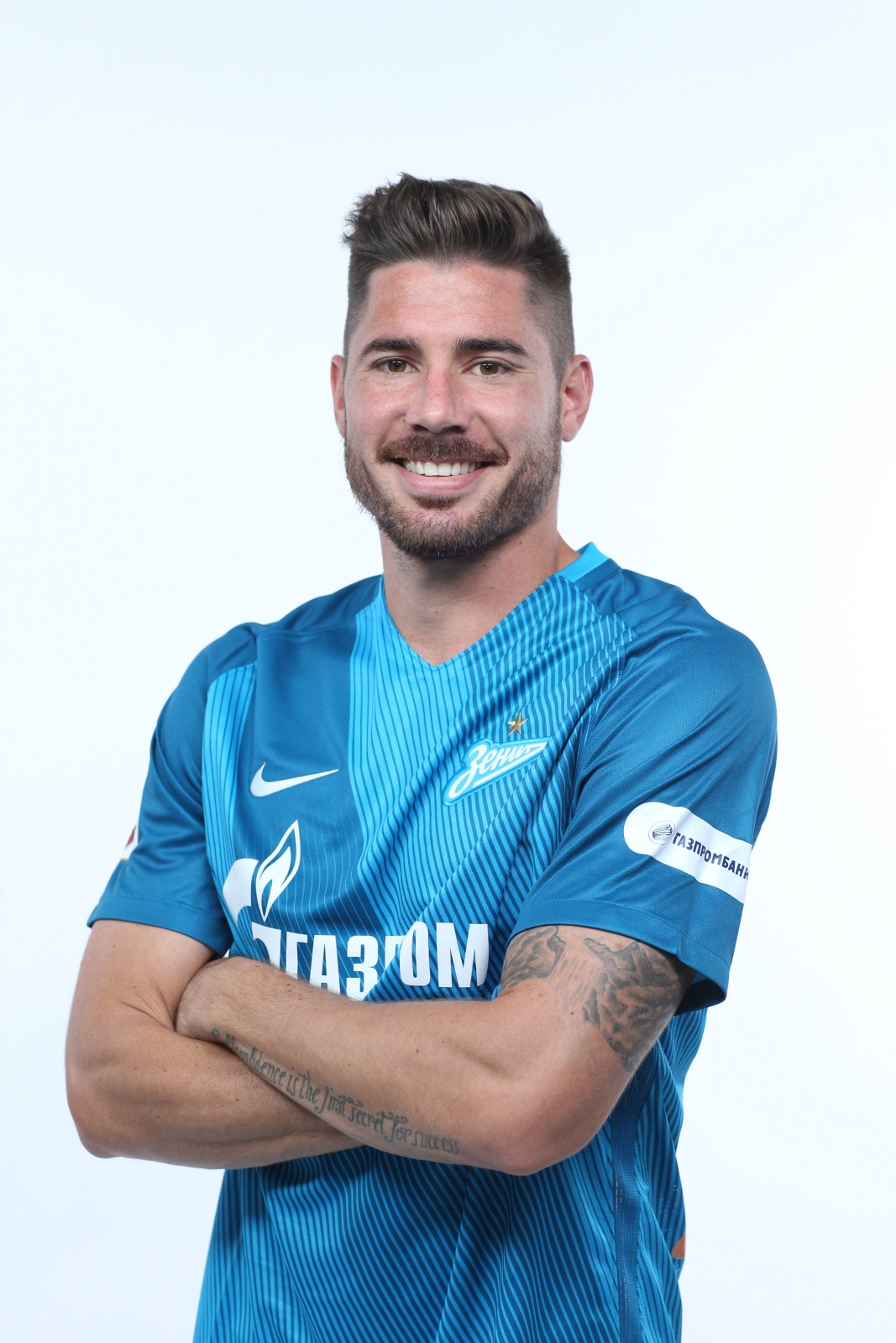 Фотосессия футболистов и тренеров основного состава ФК «Зенит» сезона 2016/2017