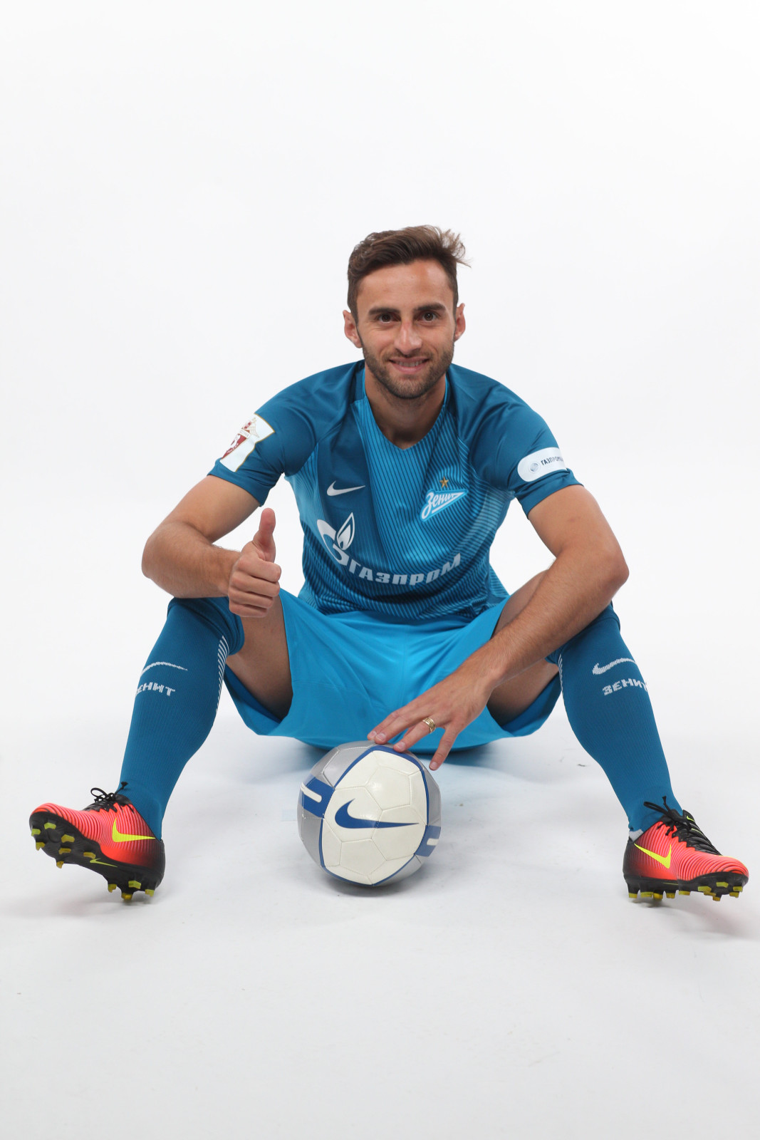 Фотосессия футболистов и тренеров основного состава ФК «Зенит» сезона 2016/2017