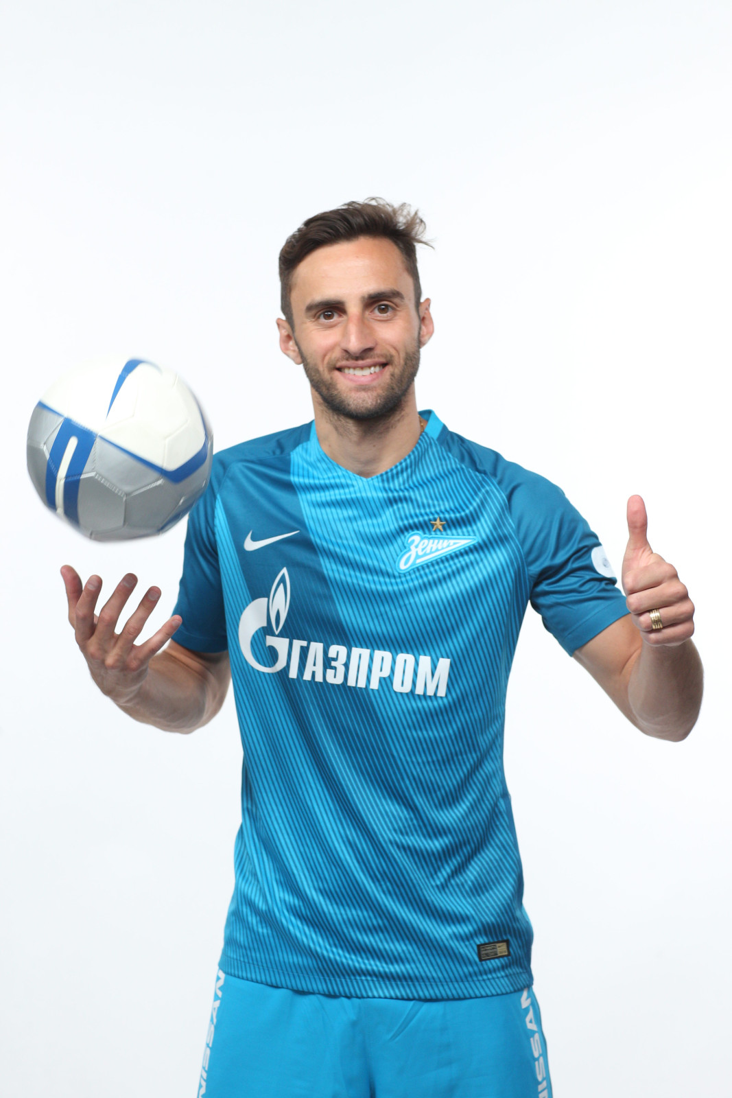 Фотосессия футболистов и тренеров основного состава ФК «Зенит» сезона 2016/2017