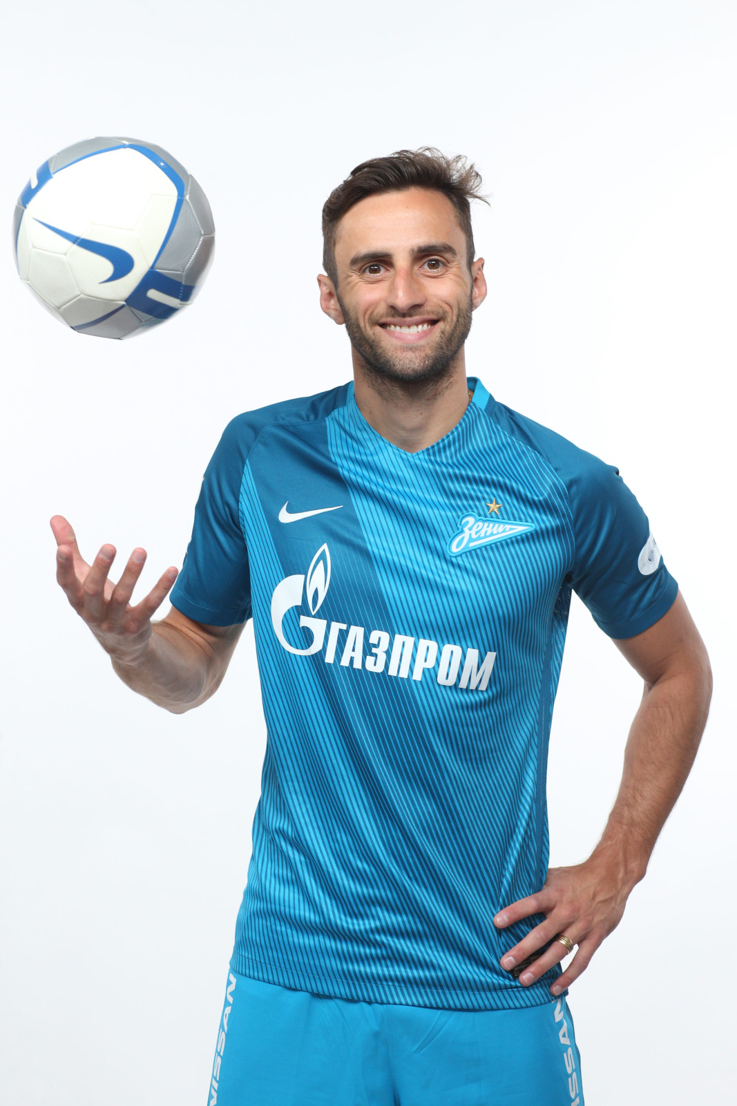 Фотосессия футболистов и тренеров основного состава ФК «Зенит» сезона 2016/2017