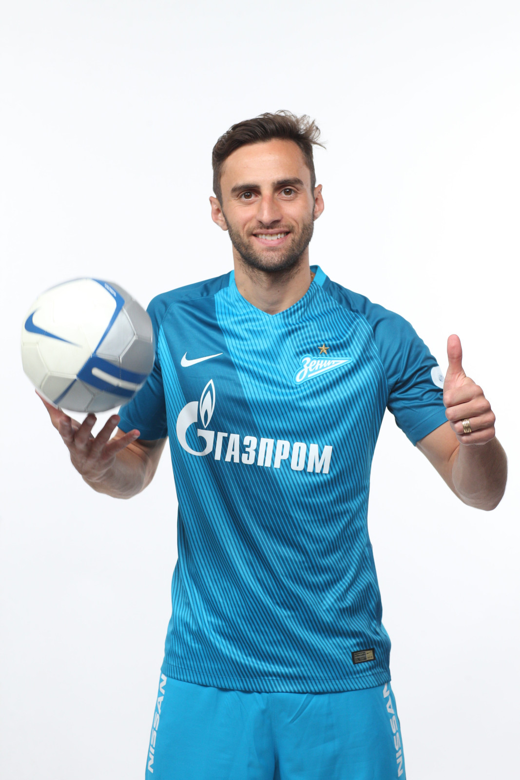 Фотосессия футболистов и тренеров основного состава ФК «Зенит» сезона 2016/2017