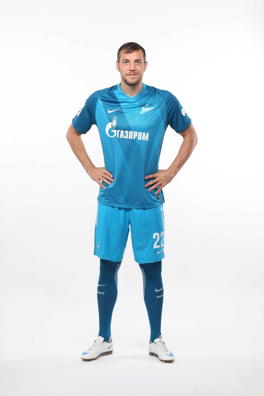 Фотосессия футболистов и тренеров основного состава ФК «Зенит» сезона 2016/2017