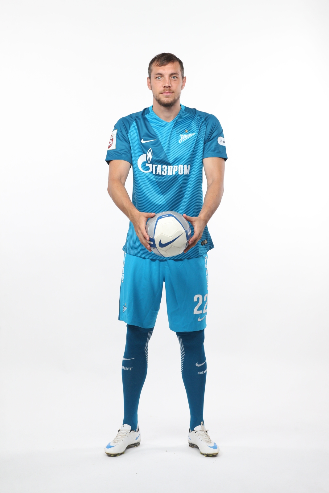 Фотосессия футболистов и тренеров основного состава ФК «Зенит» сезона 2016/2017