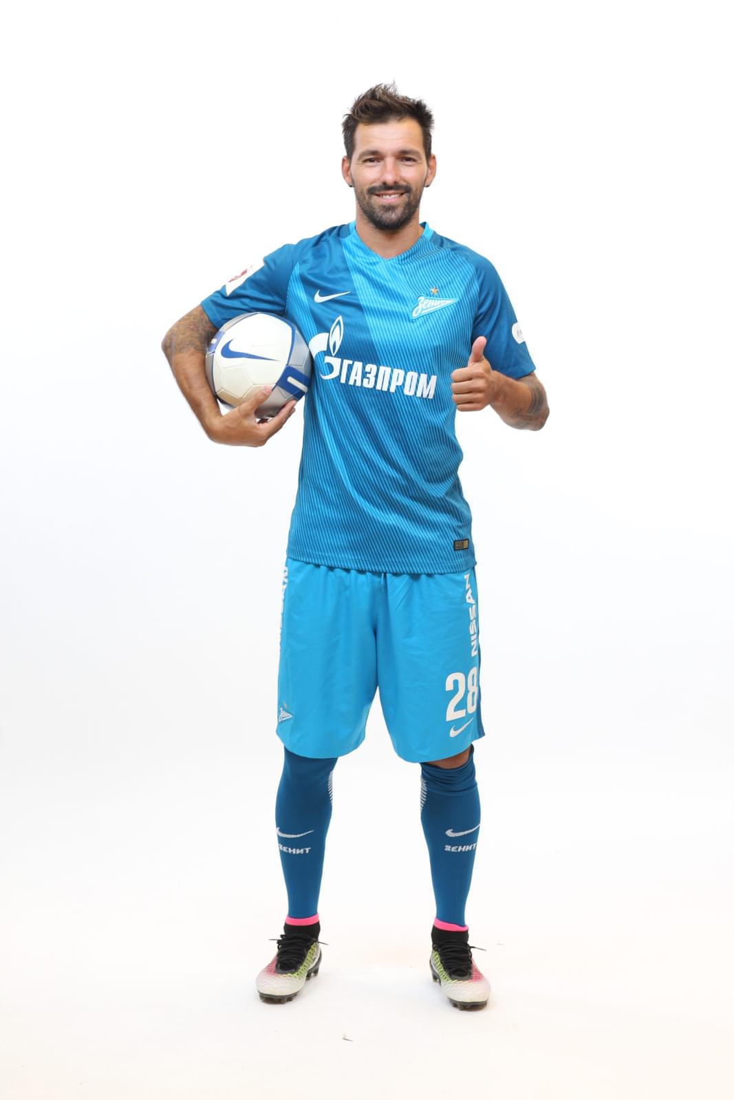 Фотосессия футболистов и тренеров основного состава ФК «Зенит» сезона 2016/2017