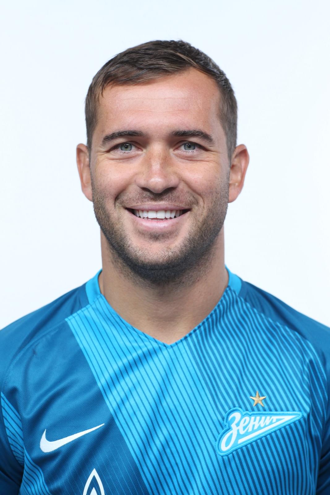 Фотосессия футболистов и тренеров основного состава ФК «Зенит» сезона 2016/2017