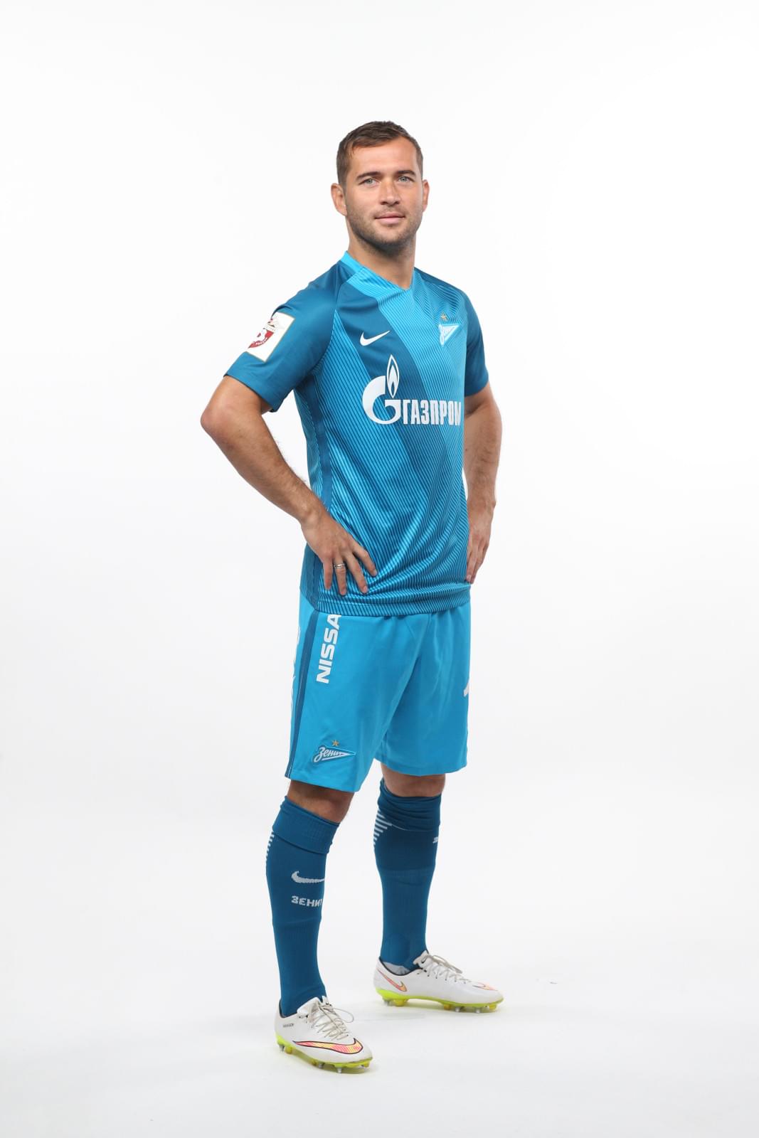 Фотосессия футболистов и тренеров основного состава ФК «Зенит» сезона 2016/2017