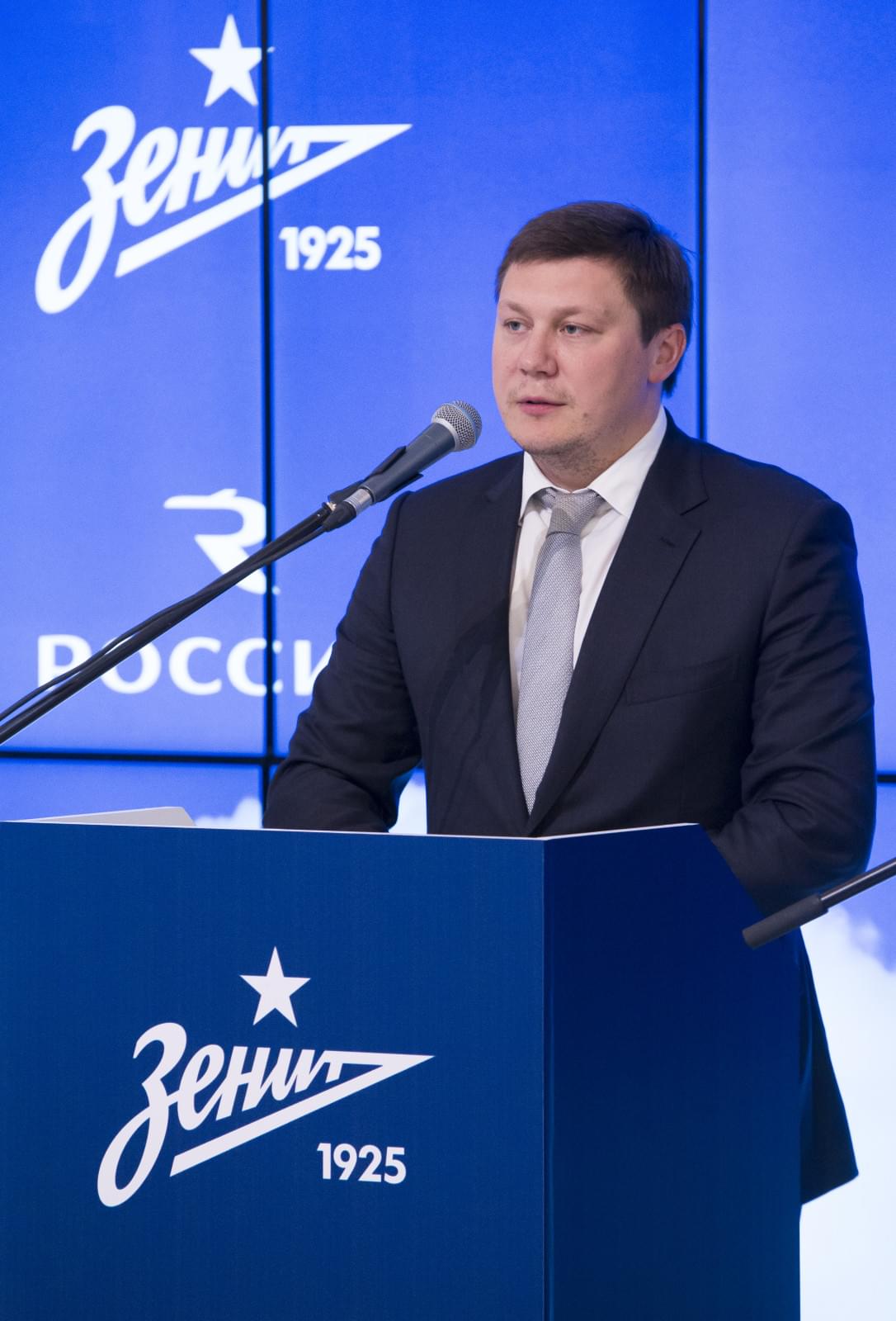 «Зенит» и авиакомпания «Россия» объявили о продолжении сотрудничества