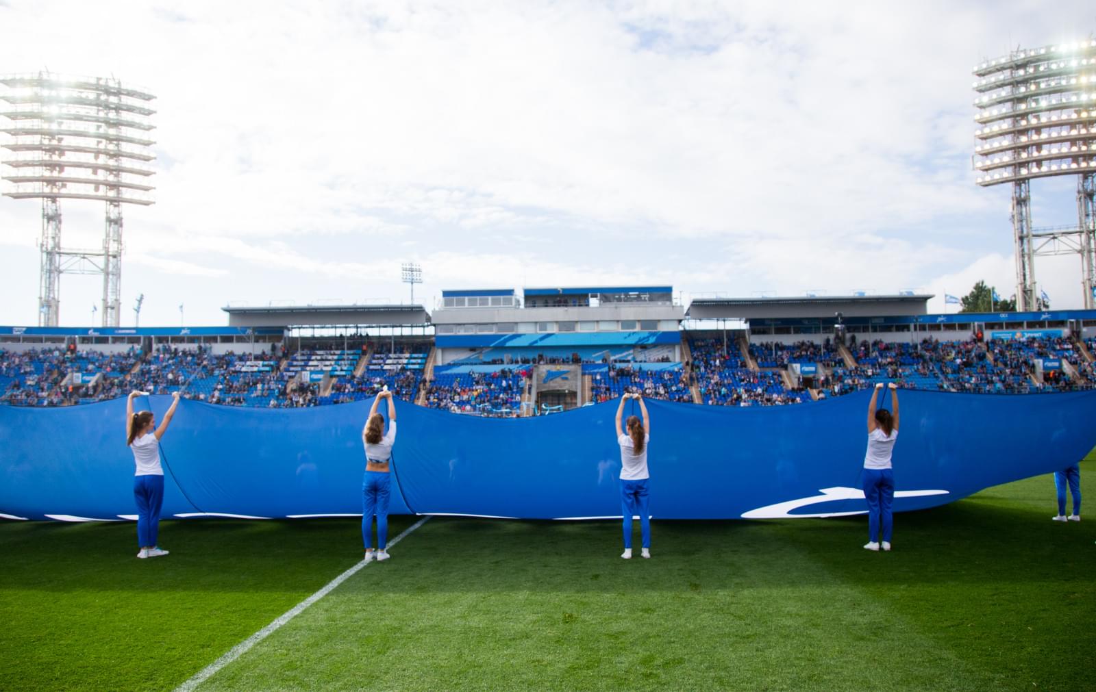 Авиакомпания «Россия» на матче «Зенит» — ЦСКА