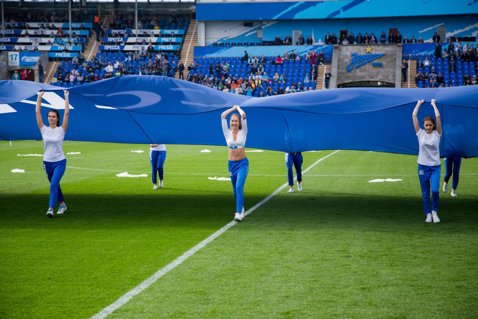 Авиакомпания «Россия» на матче «Зенит» — ЦСКА