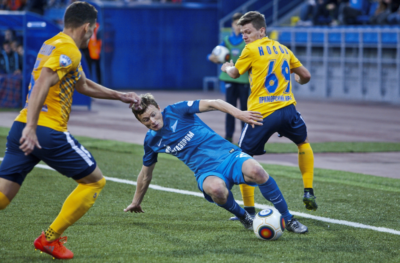 ФОНБЕТ-Первенство России среди клубов ФНЛ, 10-й тур, «Зенит» — «Луч-Энергия»