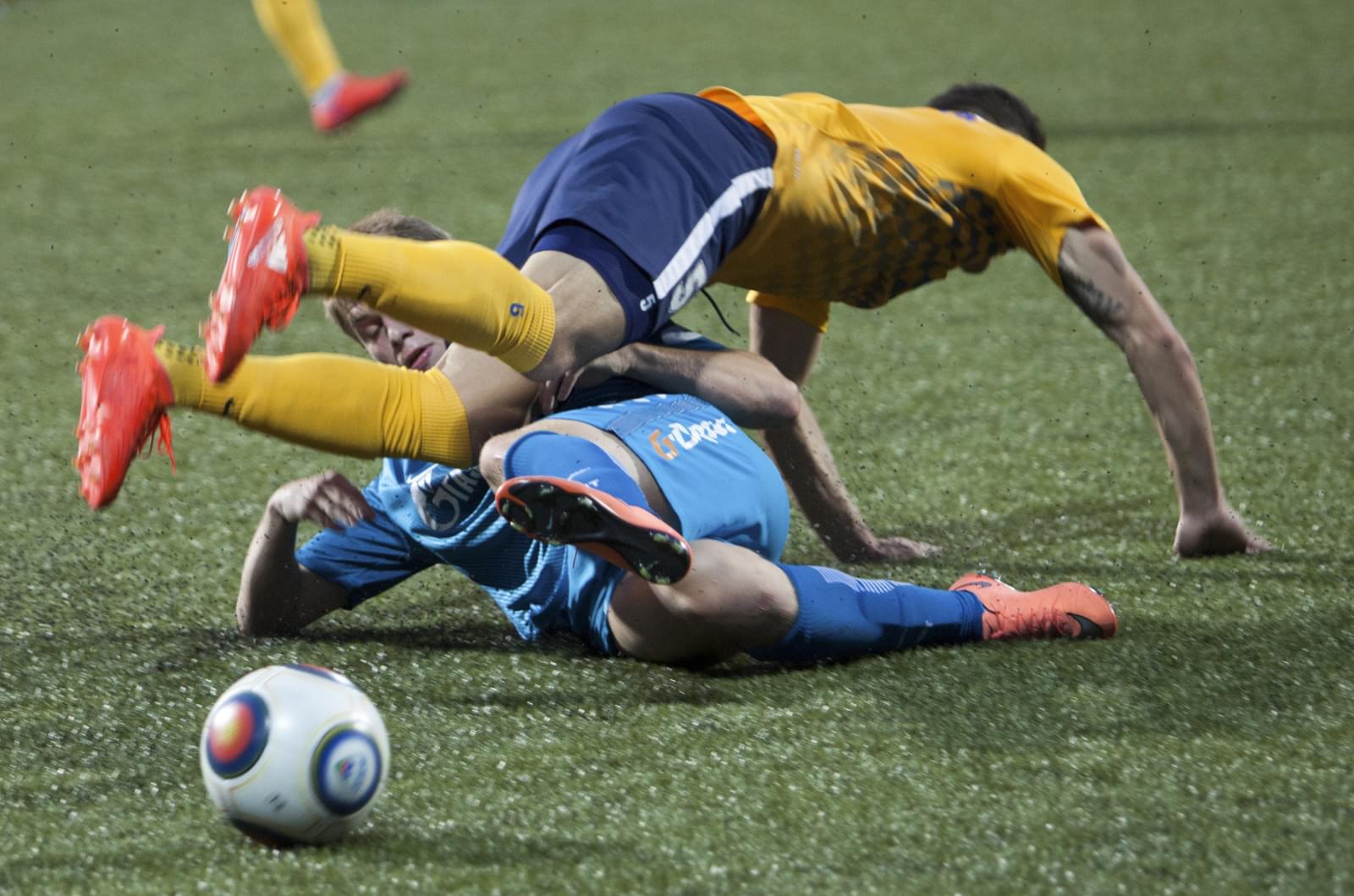 ФОНБЕТ-Первенство России среди клубов ФНЛ, 10-й тур, «Зенит» — «Луч-Энергия»