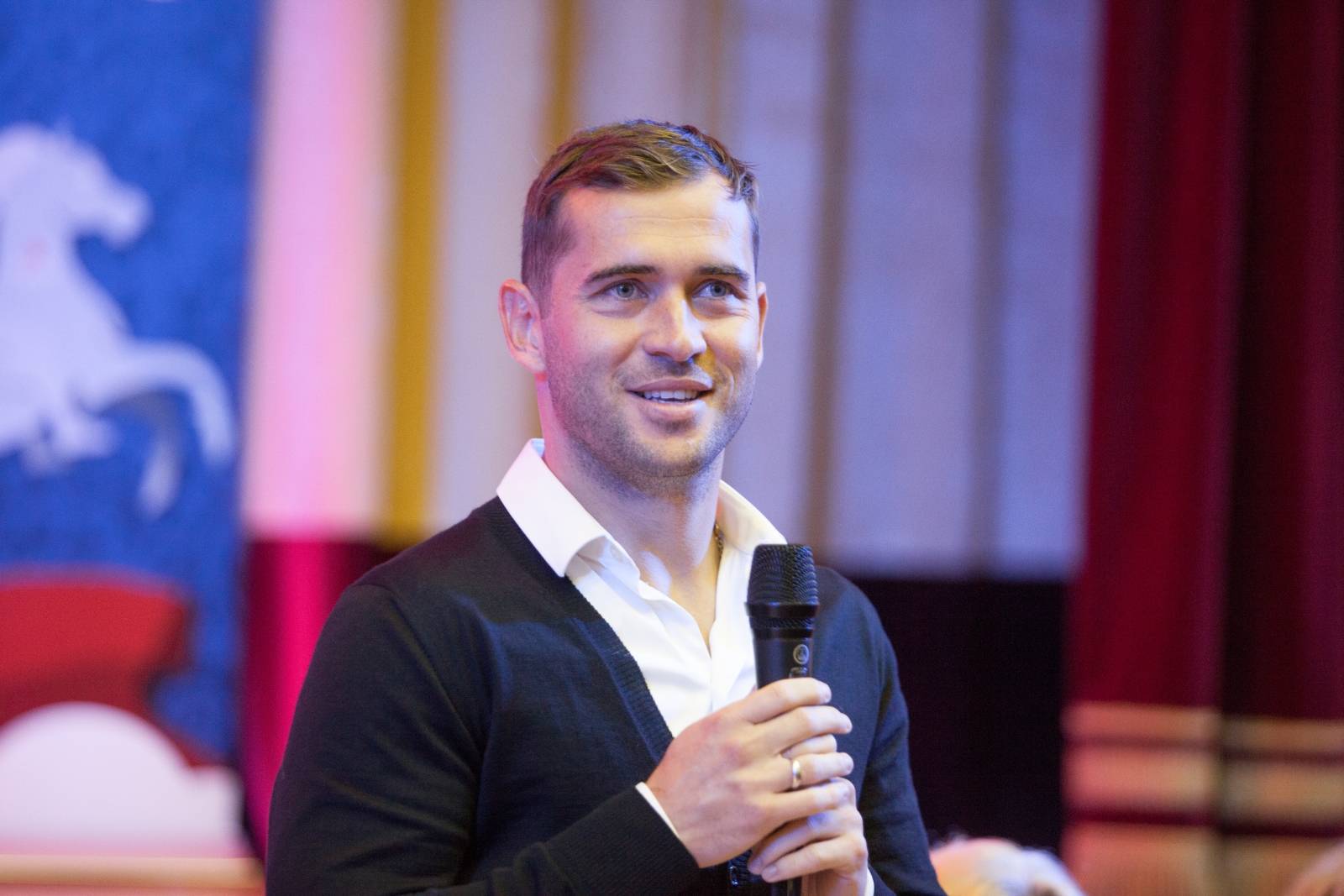 Александр Кержаков и Владимир Казаченок поздравили школьников с Днем знаний