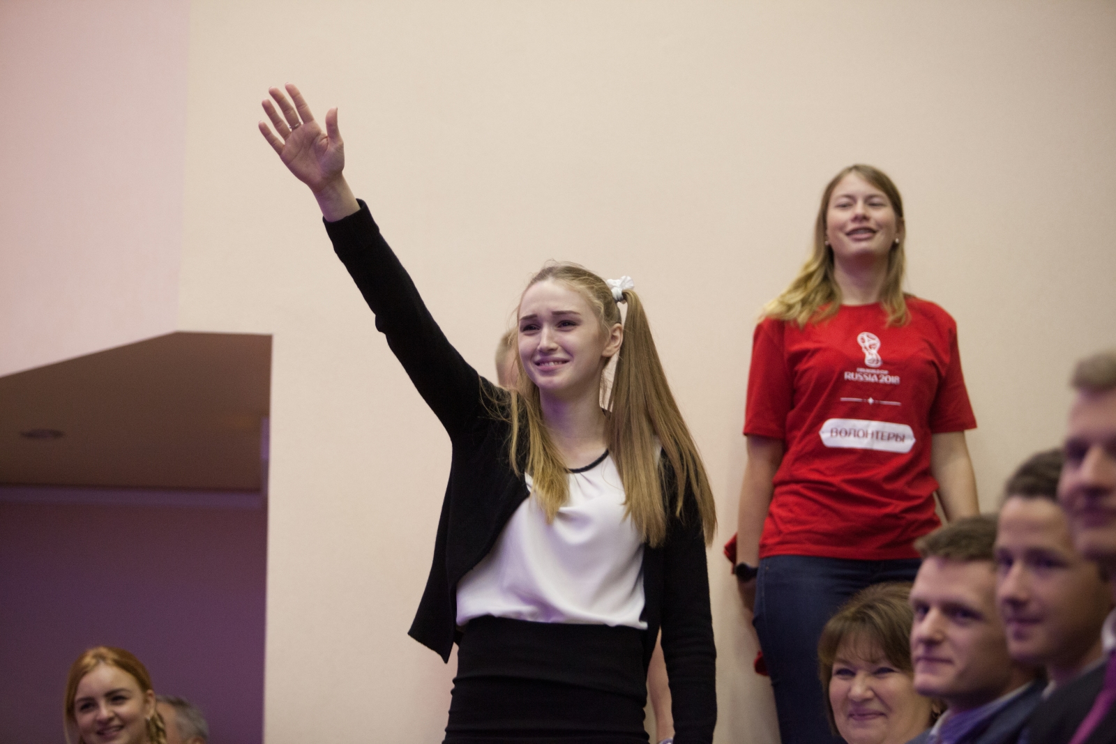 Александр Кержаков и Владимир Казаченок поздравили школьников с Днем знаний