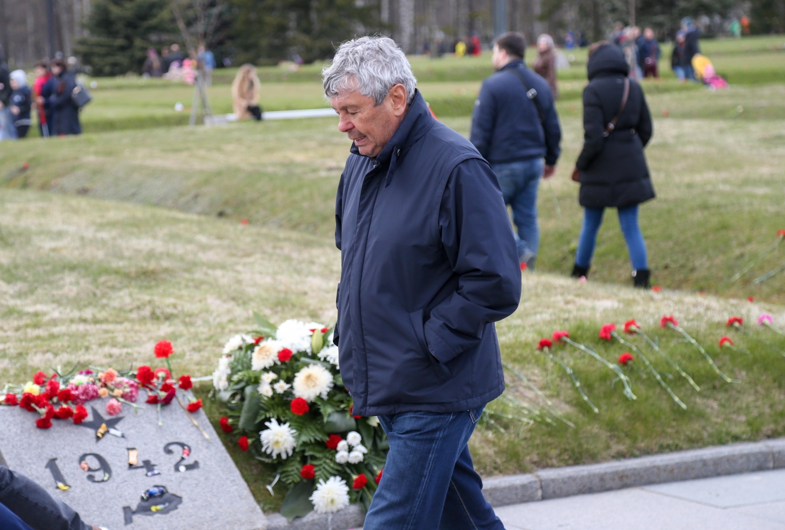 «Зенит» на Пискаревском мемориале