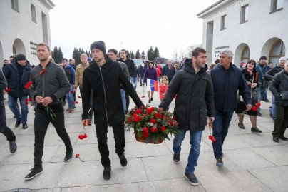 «Зенит» на Пискаревском мемориале