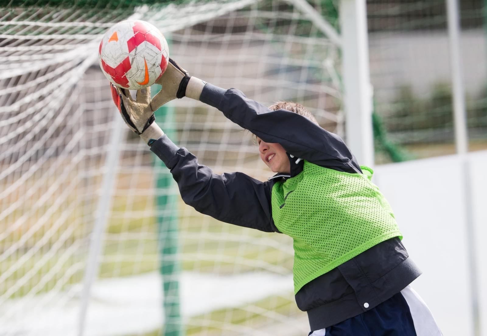 Товарищеский матч между воспитанниками Академии «Зенита» и Детской деревни SOS Пушкин