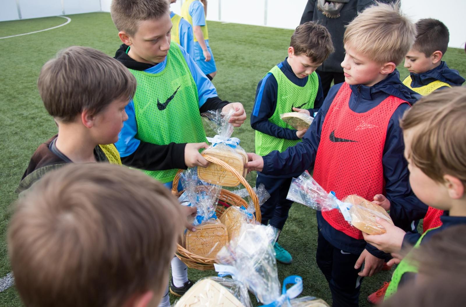 Товарищеский матч между воспитанниками Академии «Зенита» и Детской деревни SOS Пушкин