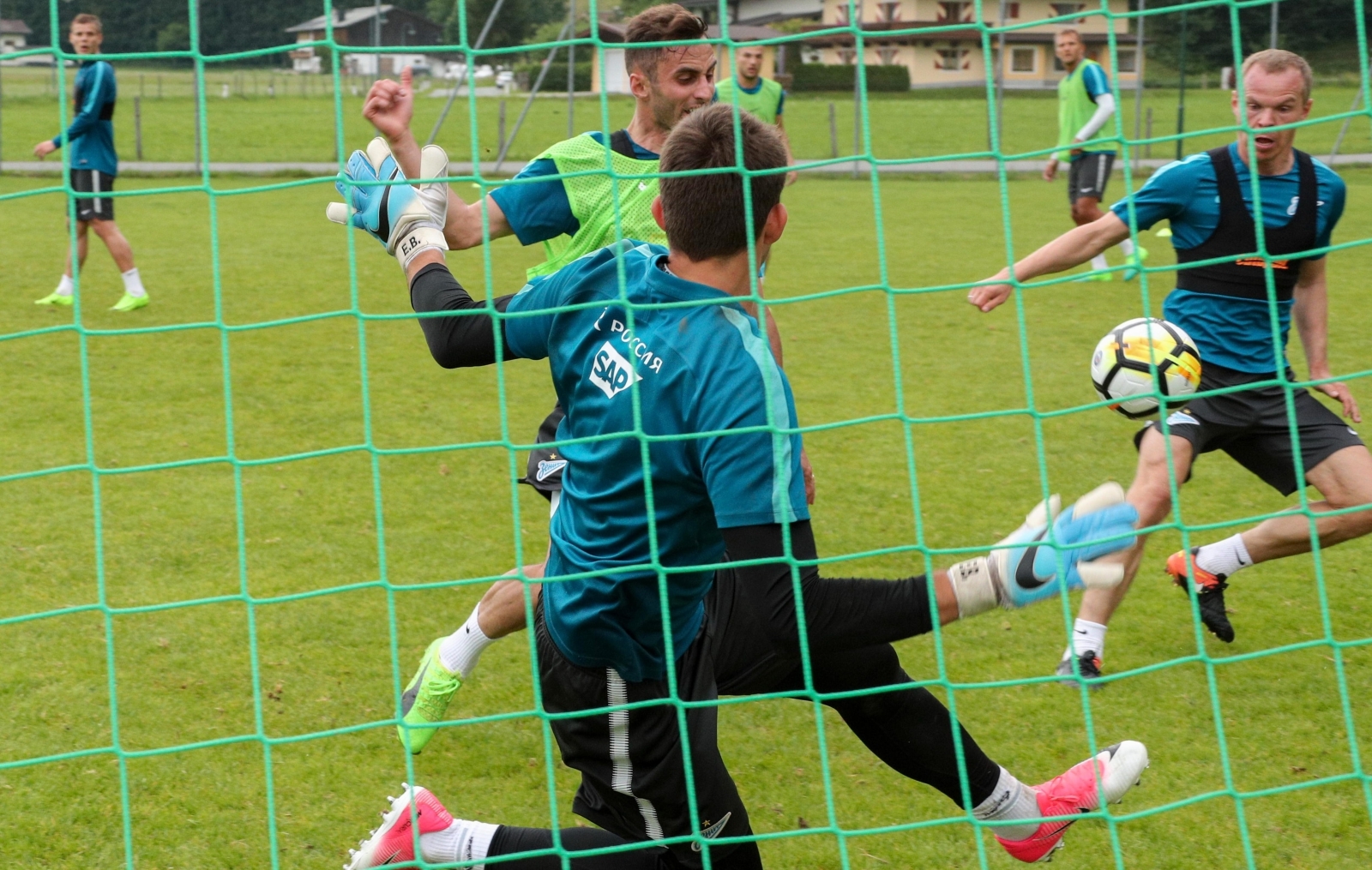 «Газпром»-тренировочные сборы в Австрии: 16 июня, вечерняя тренировка