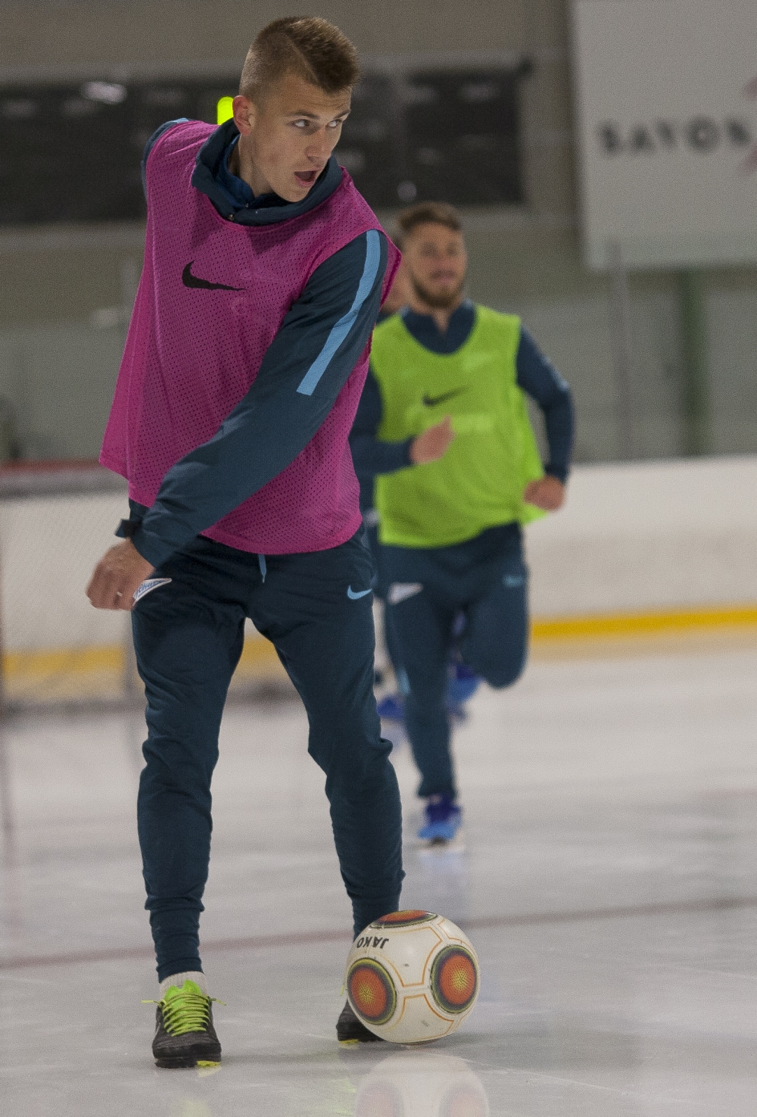 Тренировка «Зенита»-2 на льду