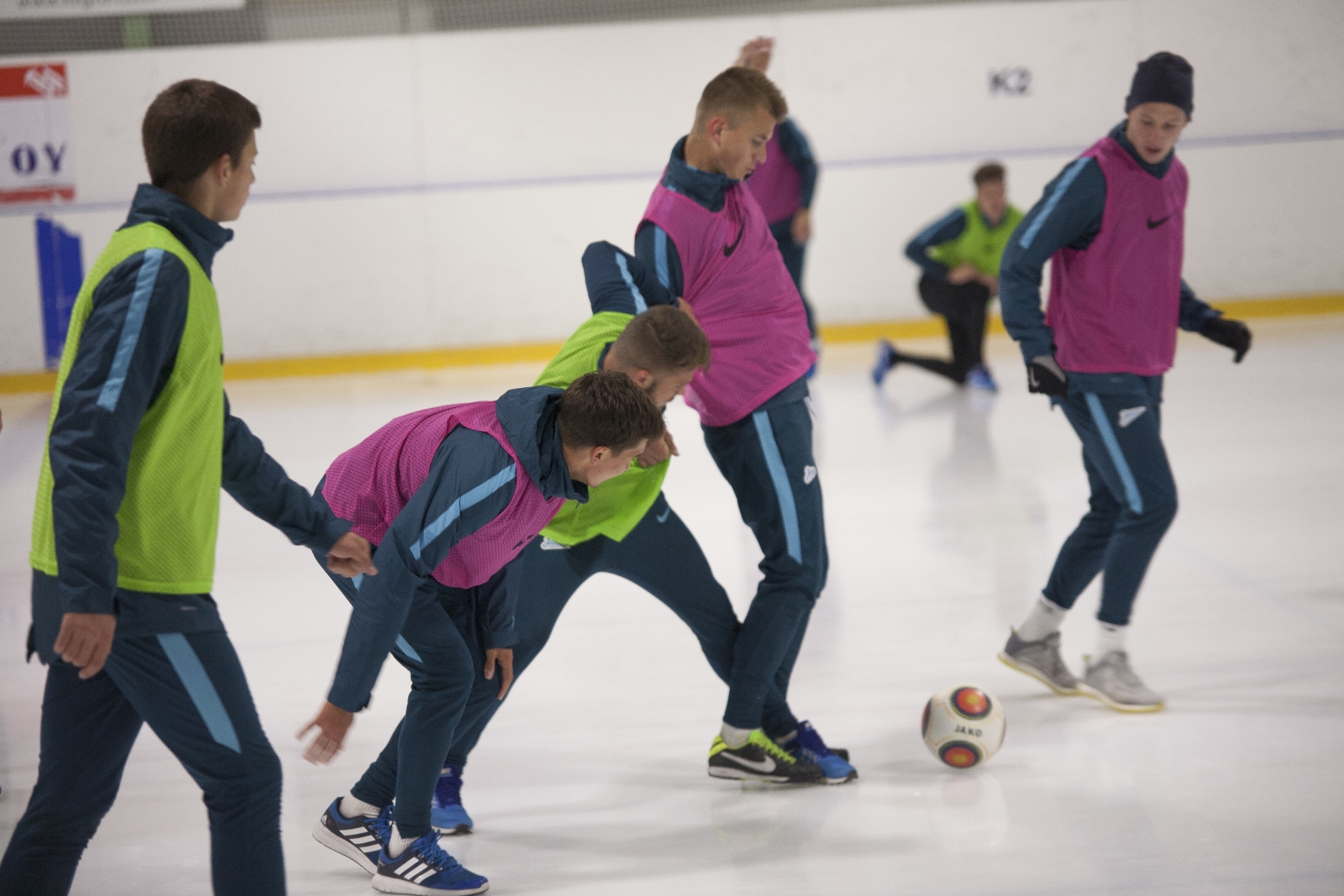 Тренировка «Зенита»-2 на льду