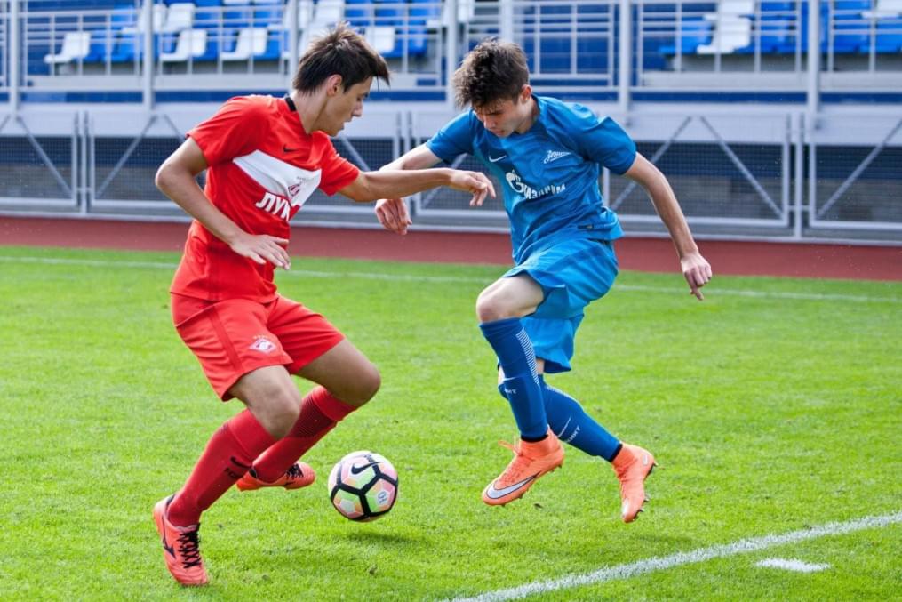 Матч между командами академий «Зенита» и московского «Спартака»