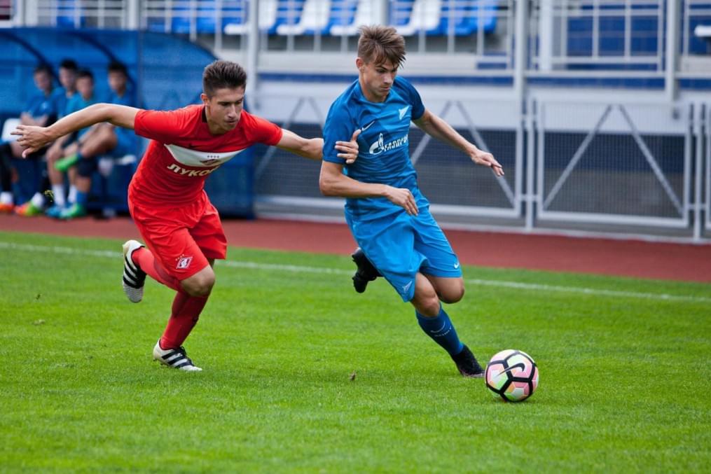 Матч между командами академий «Зенита» и московского «Спартака»