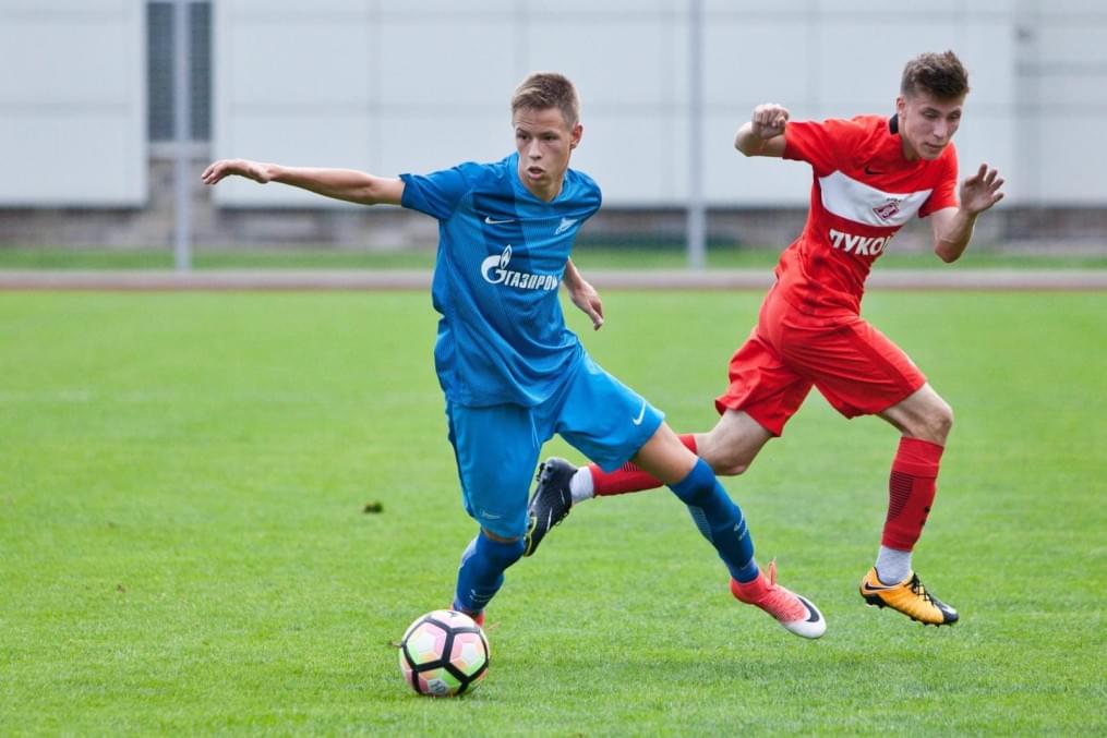 Матч между командами академий «Зенита» и московского «Спартака»