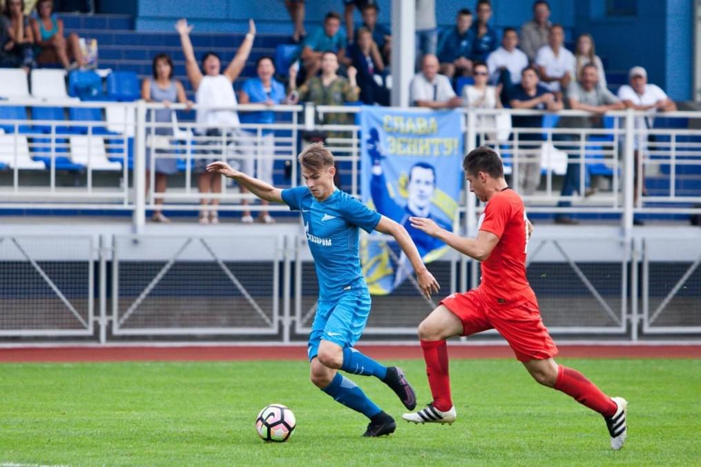 Матч между командами академий «Зенита» и московского «Спартака»