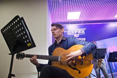 «Live на Крестовском»: выступление ВИА «Пролетарское танго»