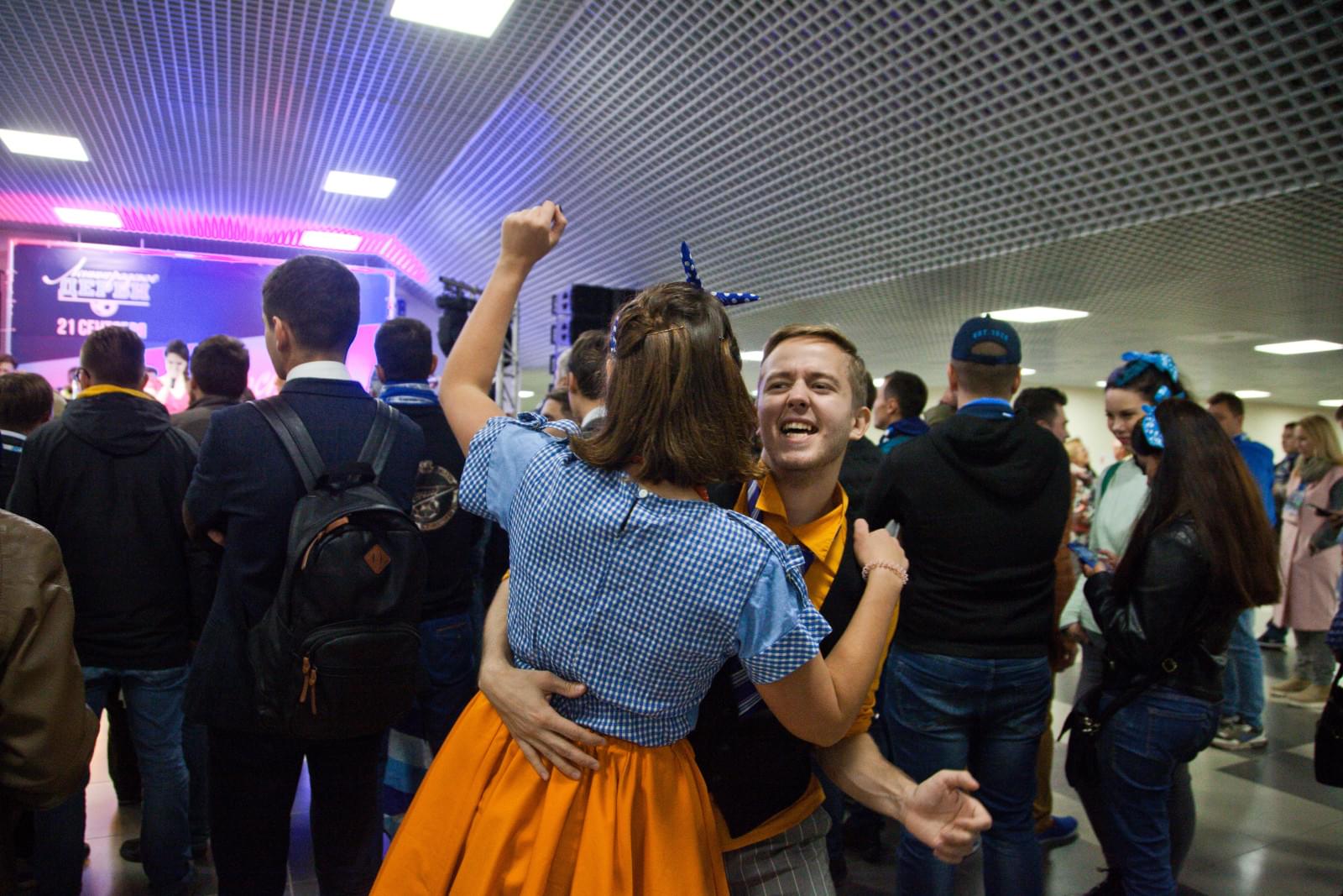 «Live на Крестовском»: выступление ВИА «Пролетарское танго»