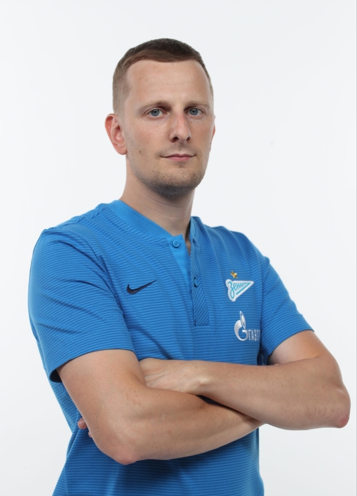 Фотосессия тренерского штаба и персонала ФК «Зенит» сезона 2017/2018