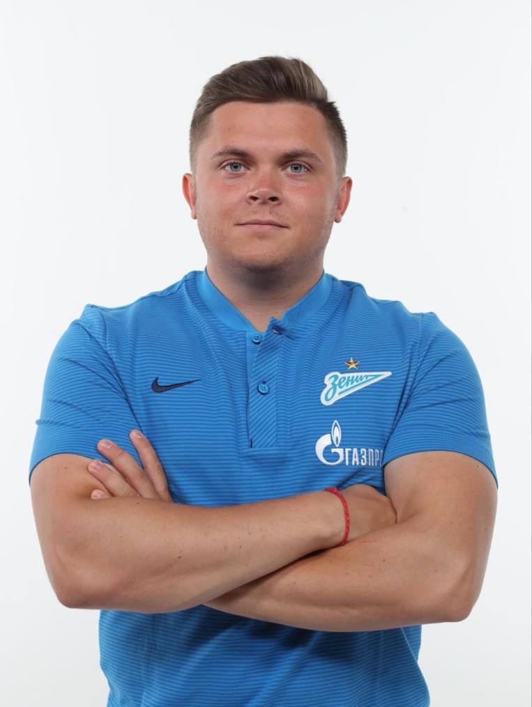 Фотосессия тренерского штаба и персонала ФК «Зенит» сезона 2017/2018