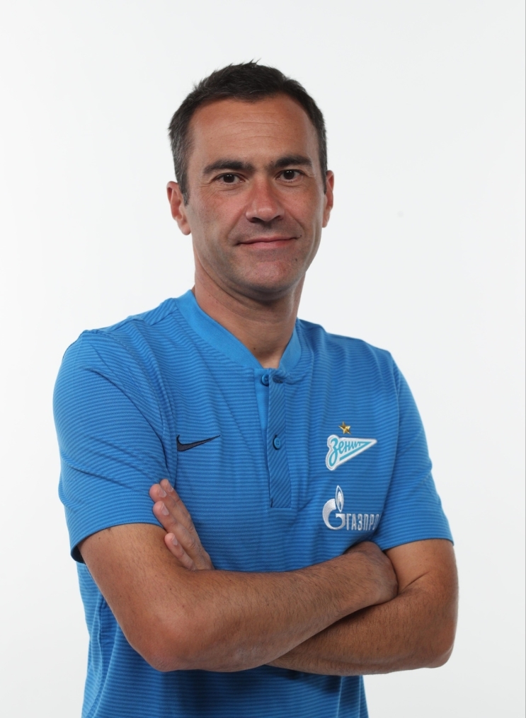 Фотосессия тренерского штаба и персонала ФК «Зенит» сезона 2017/2018