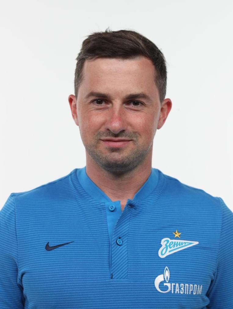 Фотосессия тренерского штаба и персонала ФК «Зенит» сезона 2017/2018