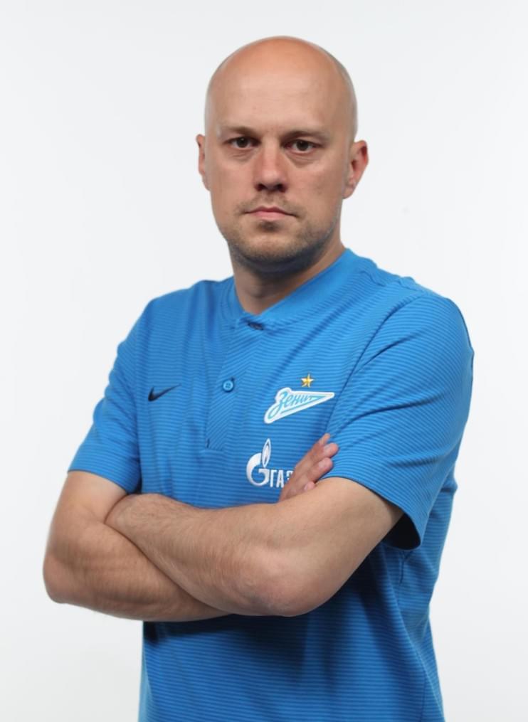 Фотосессия тренерского штаба и персонала ФК «Зенит» сезона 2017/2018