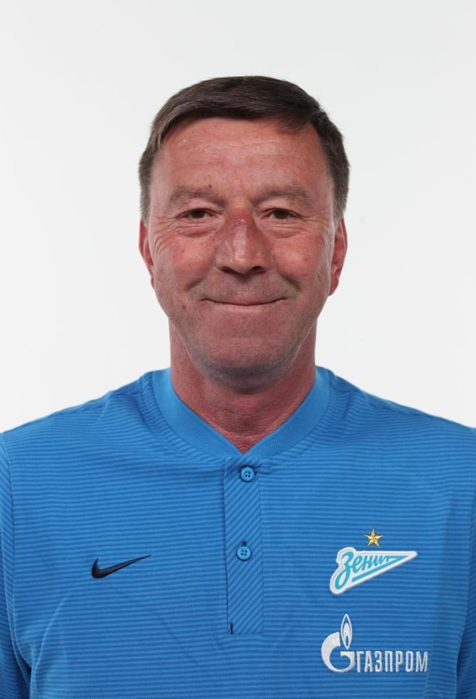 Фотосессия тренерского штаба и персонала ФК «Зенит» сезона 2017/2018