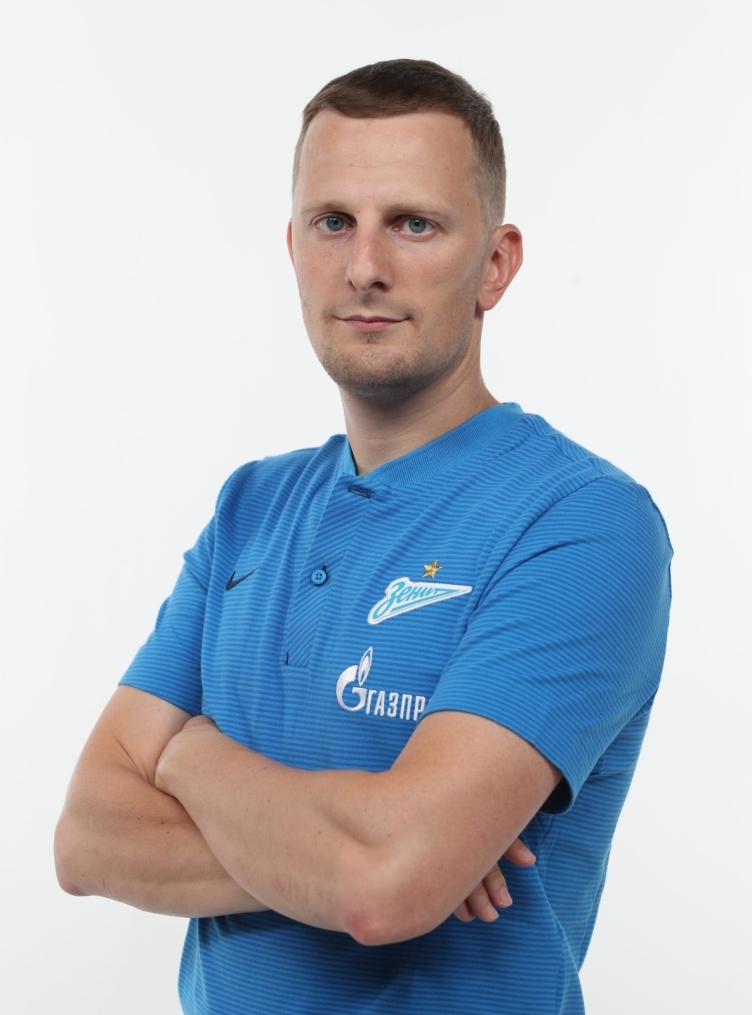 Фотосессия тренерского штаба и персонала ФК «Зенит» сезона 2017/2018