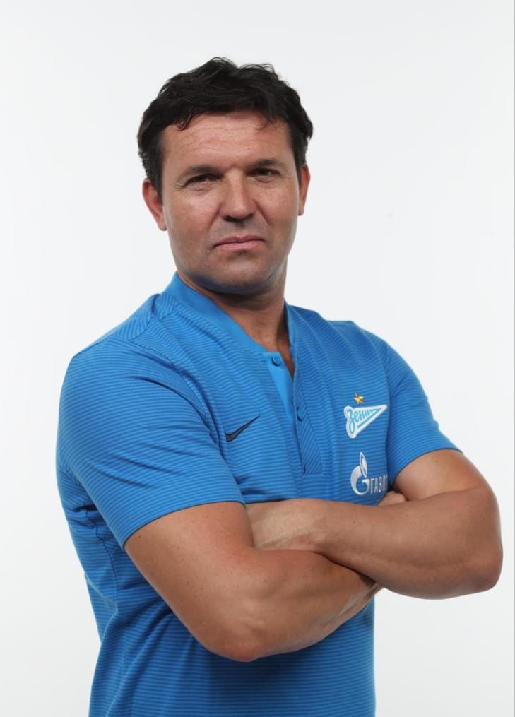 Фотосессия тренерского штаба и персонала ФК «Зенит» сезона 2017/2018