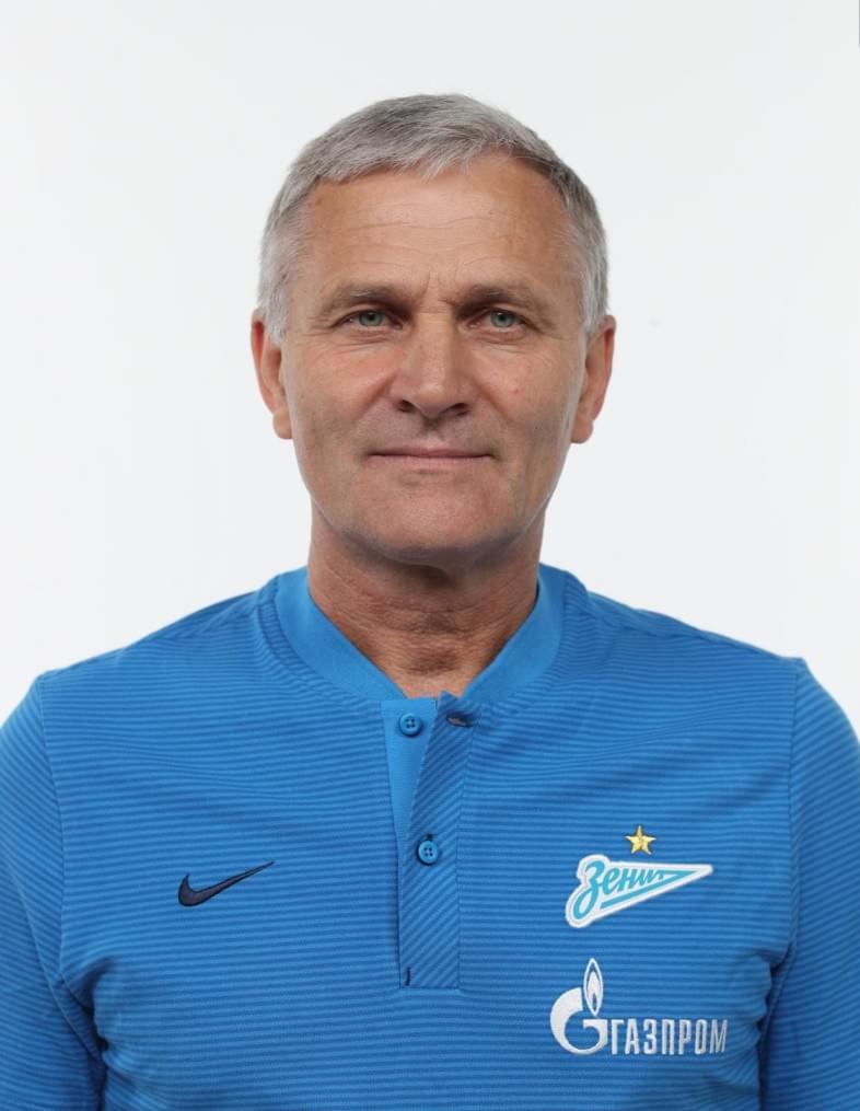 Фотосессия тренерского штаба и персонала ФК «Зенит» сезона 2017/2018