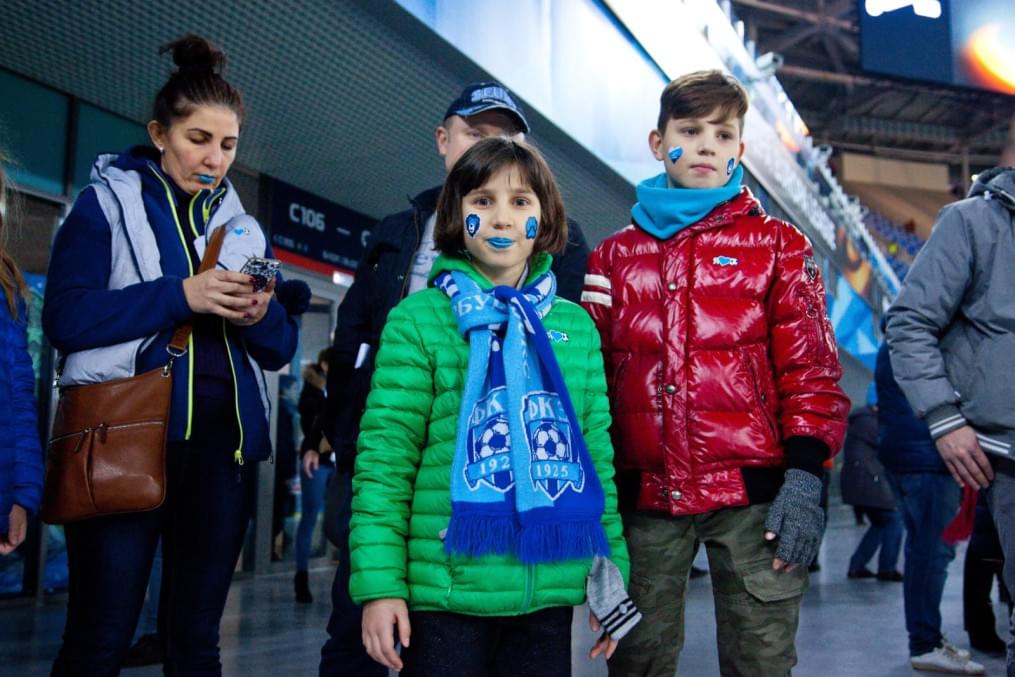 Фан-променад на матче «Зенит» — «Вардар»