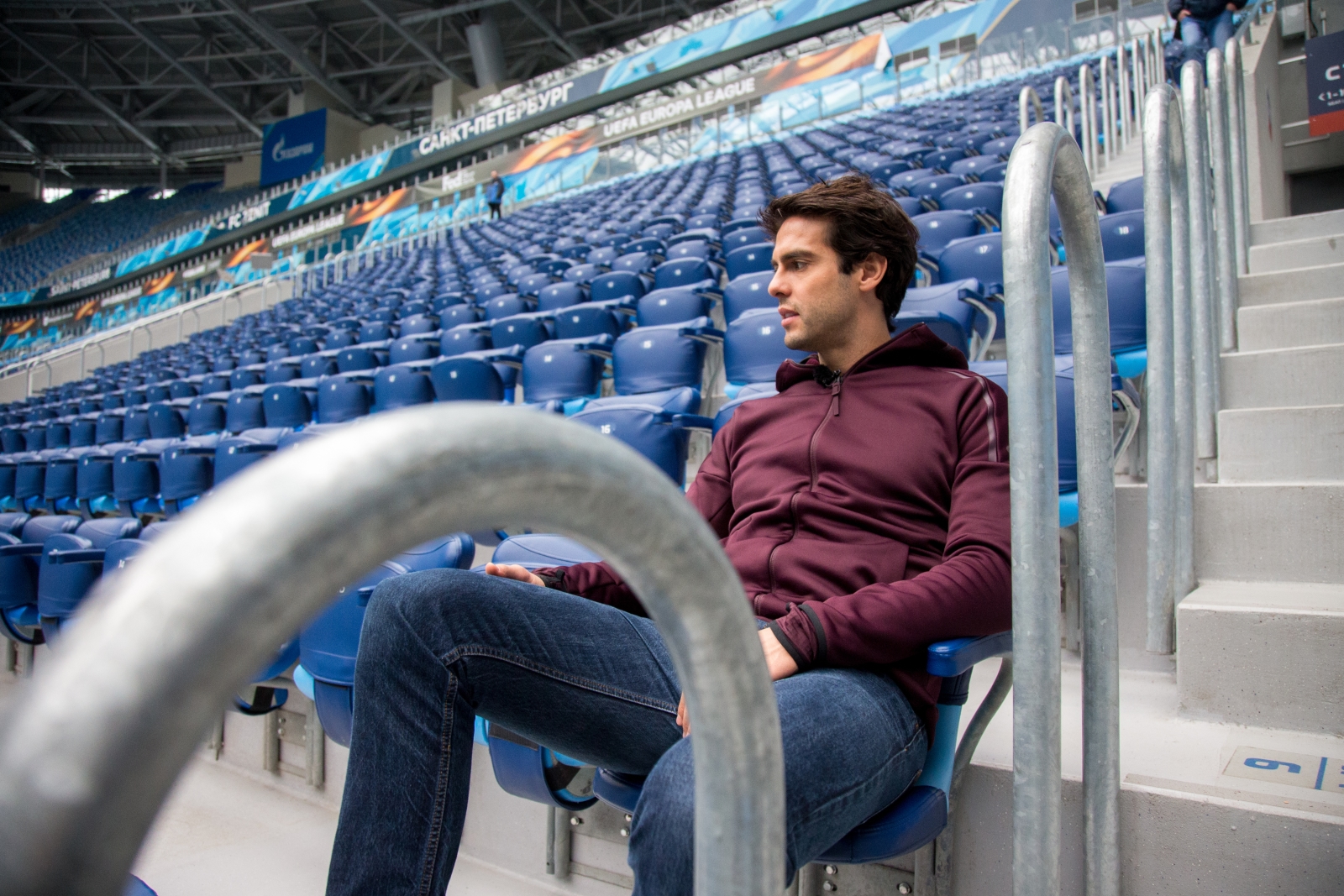 Легендарный футболист Кака посетил стадион «Санкт-Петербург»