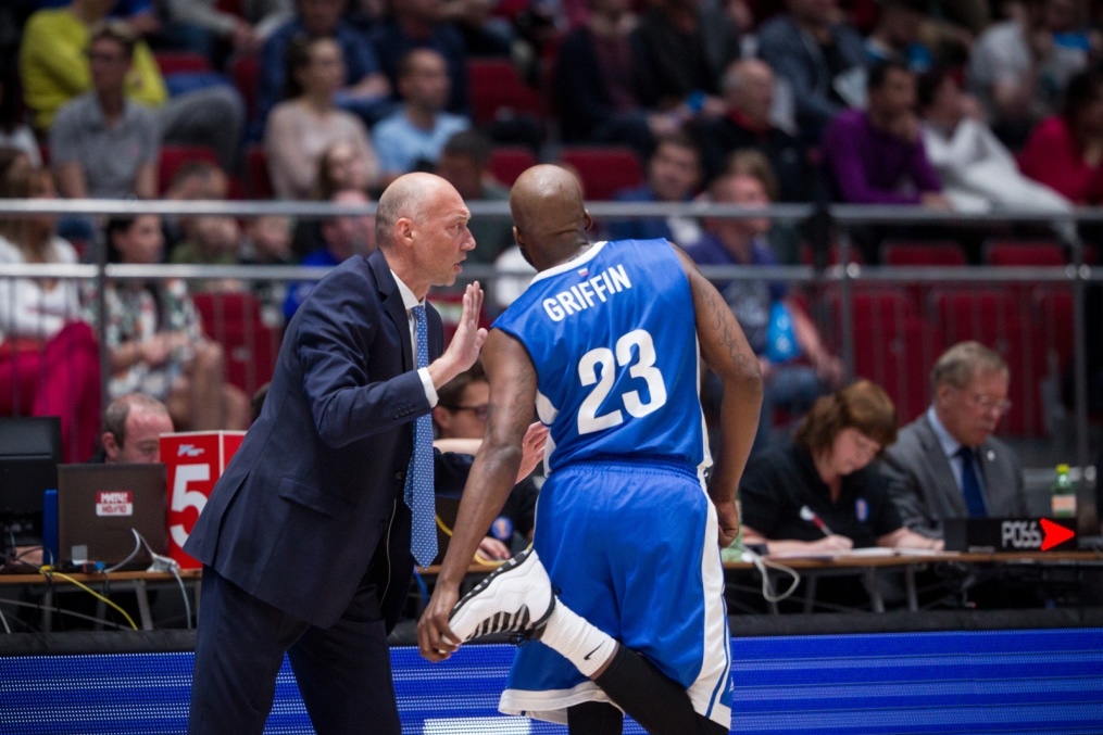 Единая Лига ВТБ 2017/2018, 1/4 финала плей-офф, «Зенит» — «Автодор»