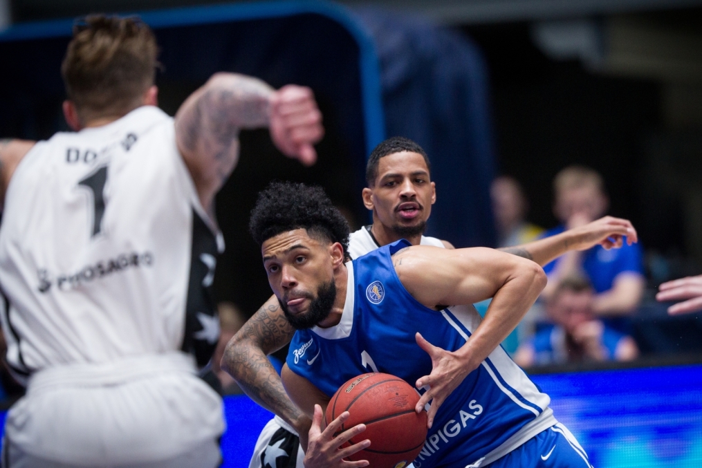 Единая Лига ВТБ 2017/2018, 1/4 финала плей-офф, «Зенит» — «Автодор»