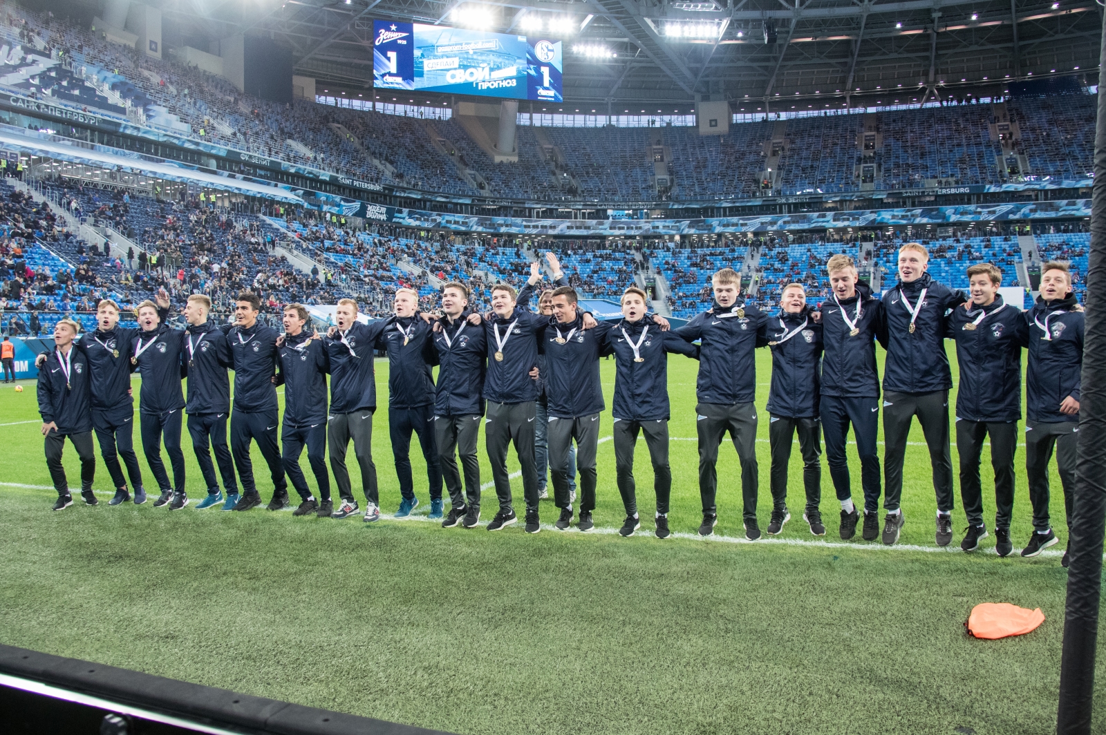 Чествование сборной Северо-Запада на матче «Зенит» — «Шальке 04»