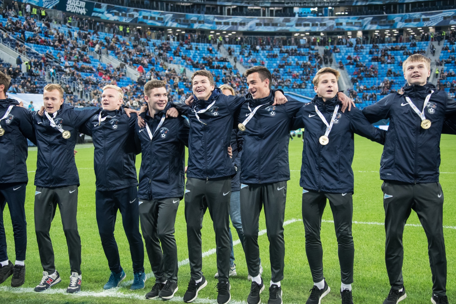 Чествование сборной Северо-Запада на матче «Зенит» — «Шальке 04»